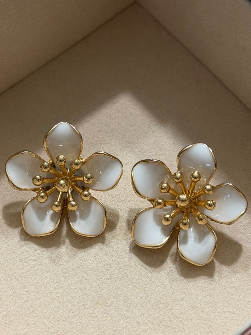 Golden White Cherry Blossom Flower Stud Earrings.